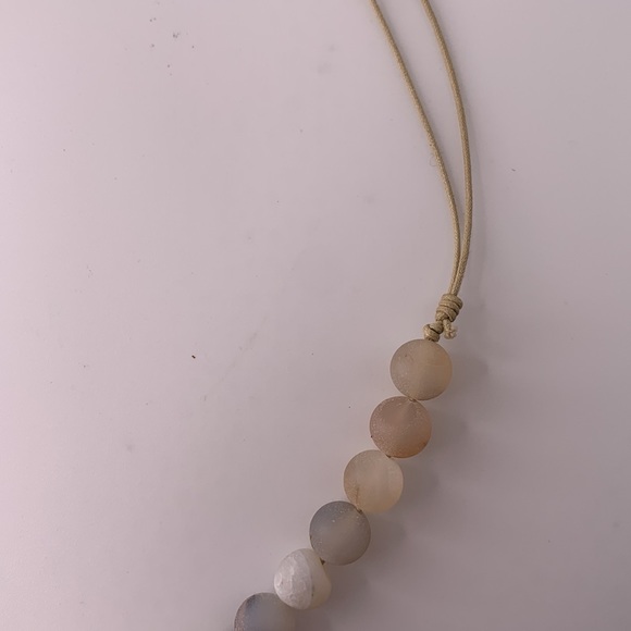 Beautiful Raw Stone Adjustable Necklace - Picture 3 of 6